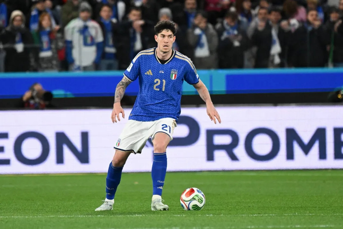 罗德里转会风波引曼城高层决策，贝席自由离队