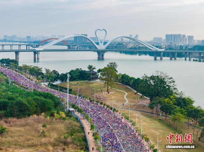 超万名跑者齐聚惠州，用脚步丈量国家历史文化